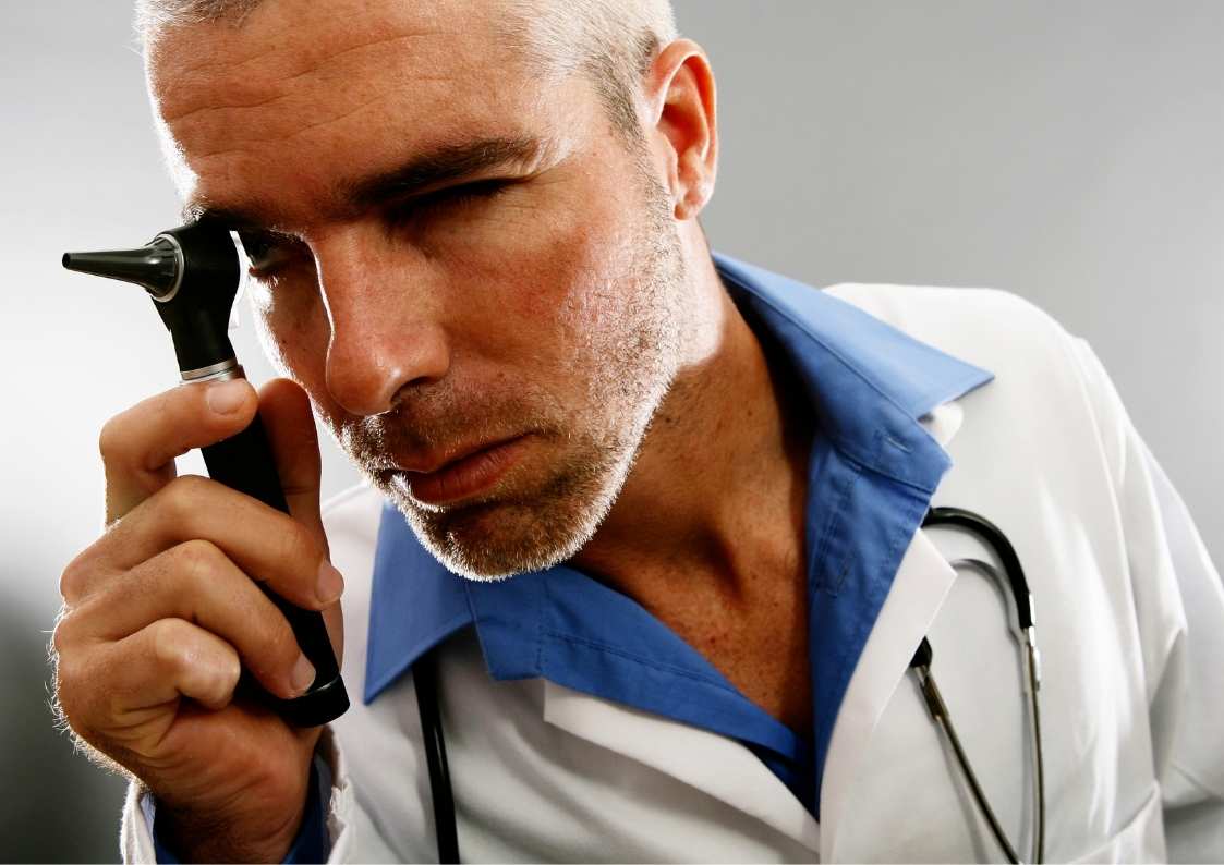 אל תזניחו: כל הסימנים לכך שאתם צריכים רופא אף אוזן גרון