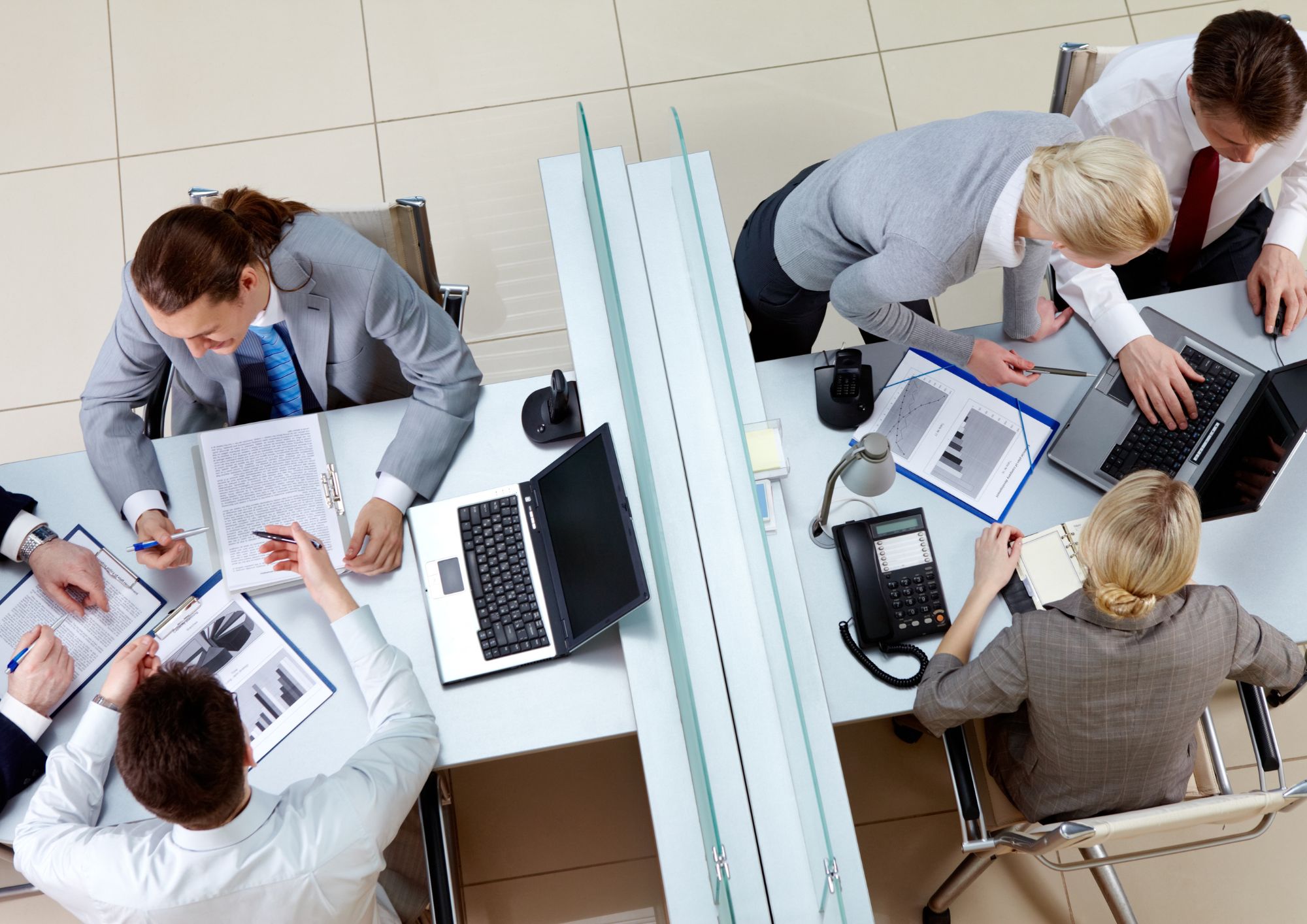 איך למצוא עבודה ללא ניסיון